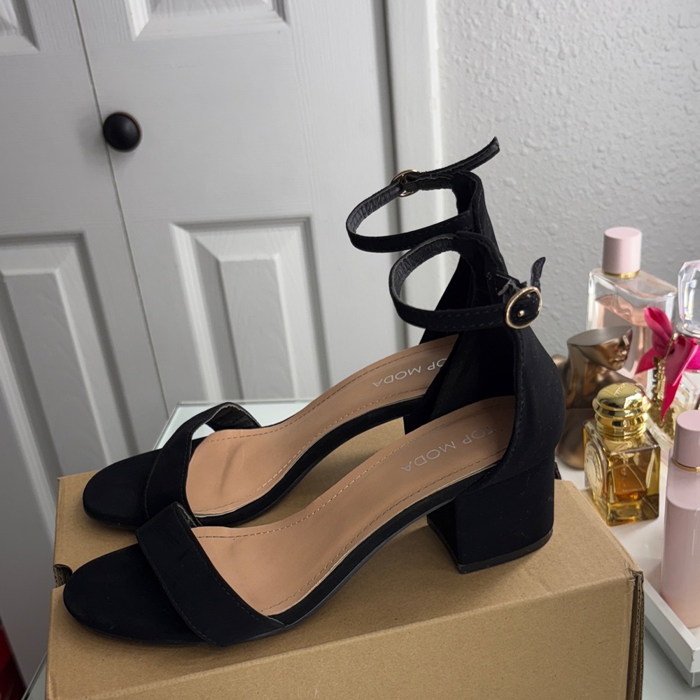 Moda Elegant Black Block Heels